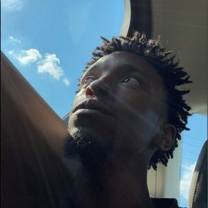 Meet your Posher, Devonte